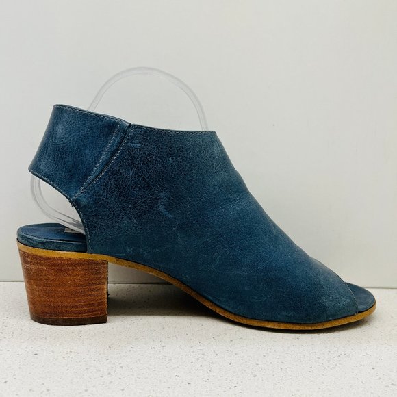 Steve Madden Shalow Blue Leather Peep Toe Sandals Shoes Snap Button Open Heel 10 - Picture 6 of 15